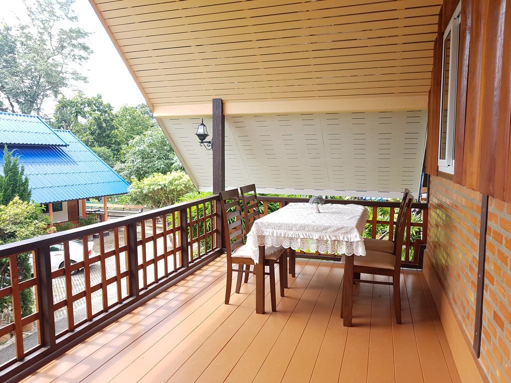 Ban Phumon Talang Resort Ban Mon Talaeng Kültér fotó