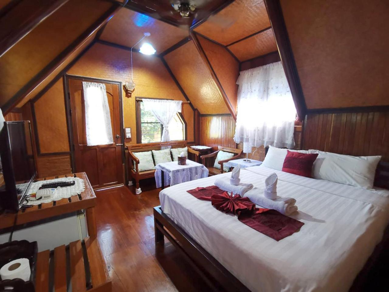 Ban Phumon Talang Resort Ban Mon Talaeng Kültér fotó
